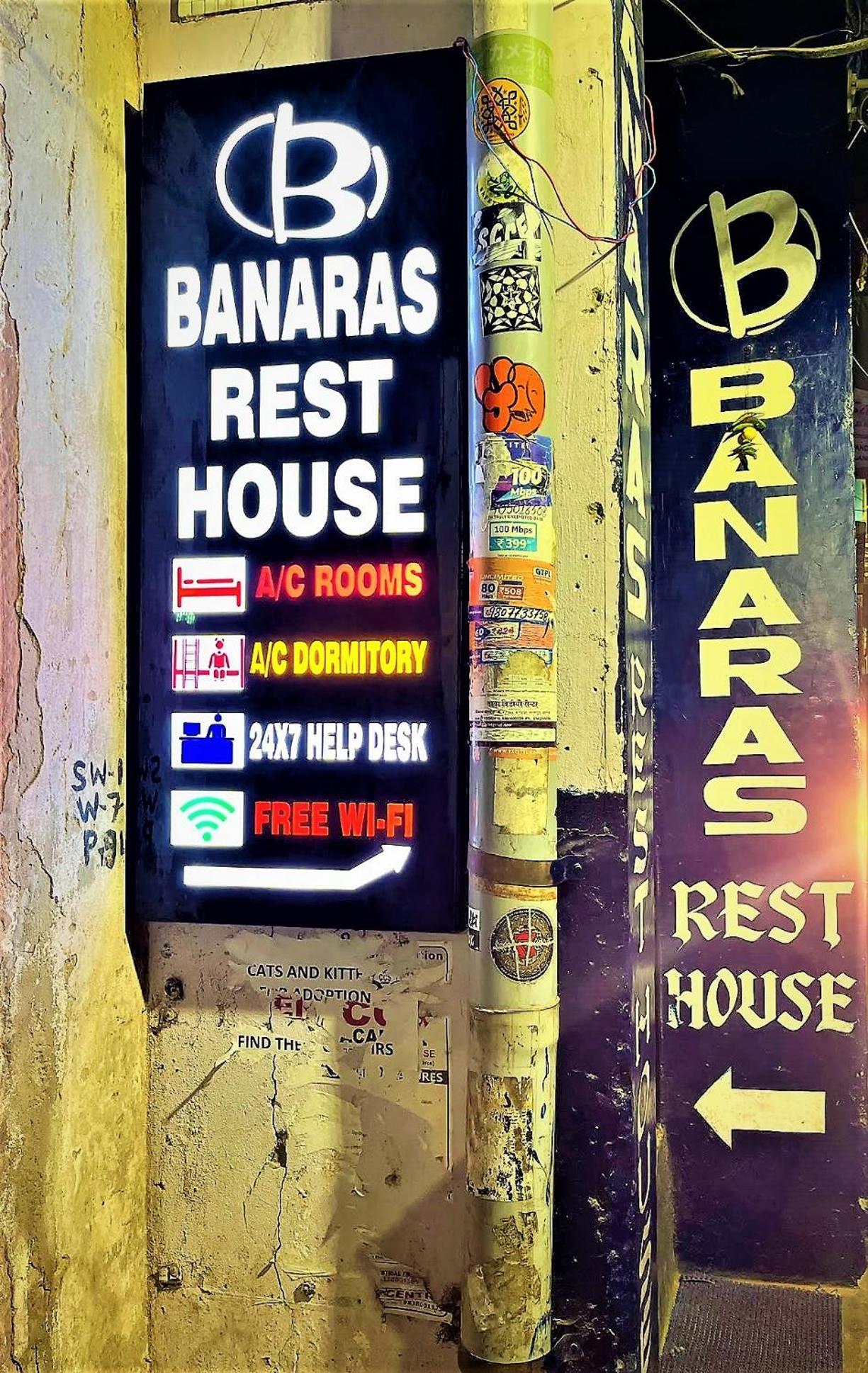 Banaras Rest House Varanasi Exterior foto